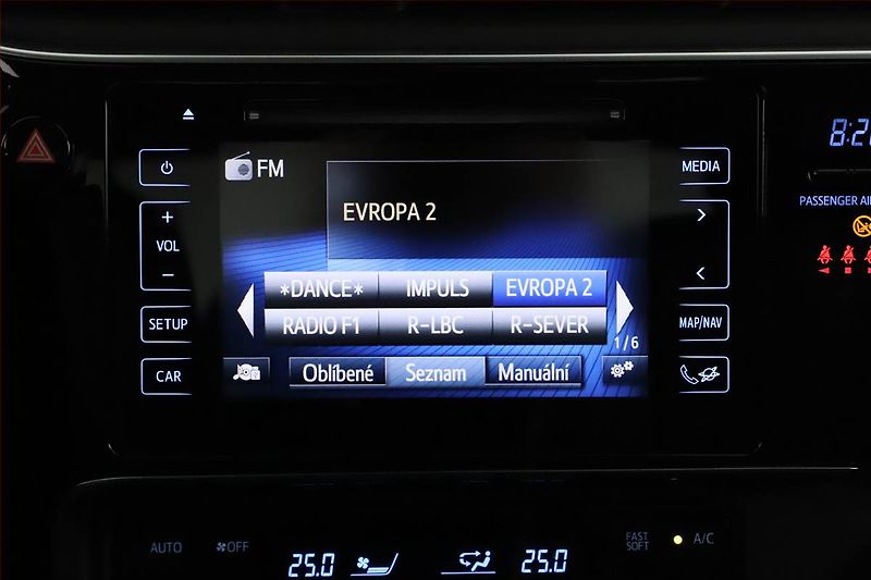 Toyota Corolla (2018) 1.6 Valvematic, Serv.kniha - fotka 13 z 18