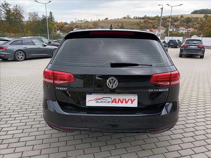 Volkswagen Passat 2,0 TDI,110KW,RADAR,LED, - fotka 6 z 47