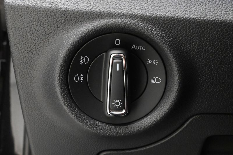 Škoda Kamiq 1,0 TSI 81kW MONTE CARLO Záruk - fotka 22 z 25