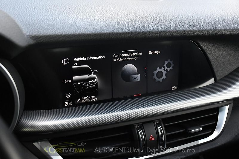 Alfa Romeo Stelvio 2.2 Diesel 16V 154kW VELOCE Q4 - fotka 32 z 53