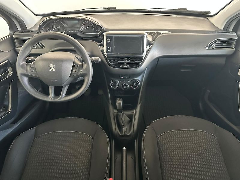 Peugeot 208 1,2 Puretech, tempomat, ČR - fotka 8 z 16