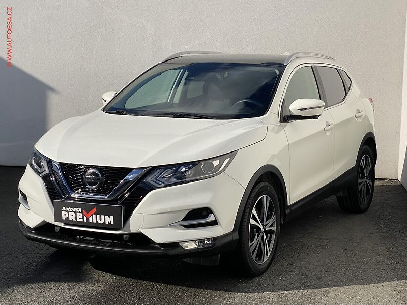 Nissan Qashqai (2021) 1.3 DiG-T, ČR, N-Connecta - fotka 3 z 19