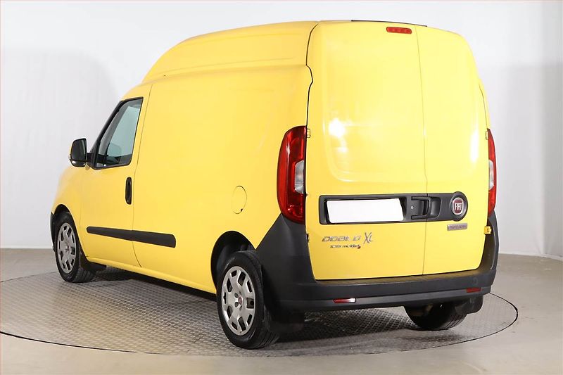 Fiat Dobló (2017) Maxi 1.6 MultiJet, SR - fotka 4 z 16