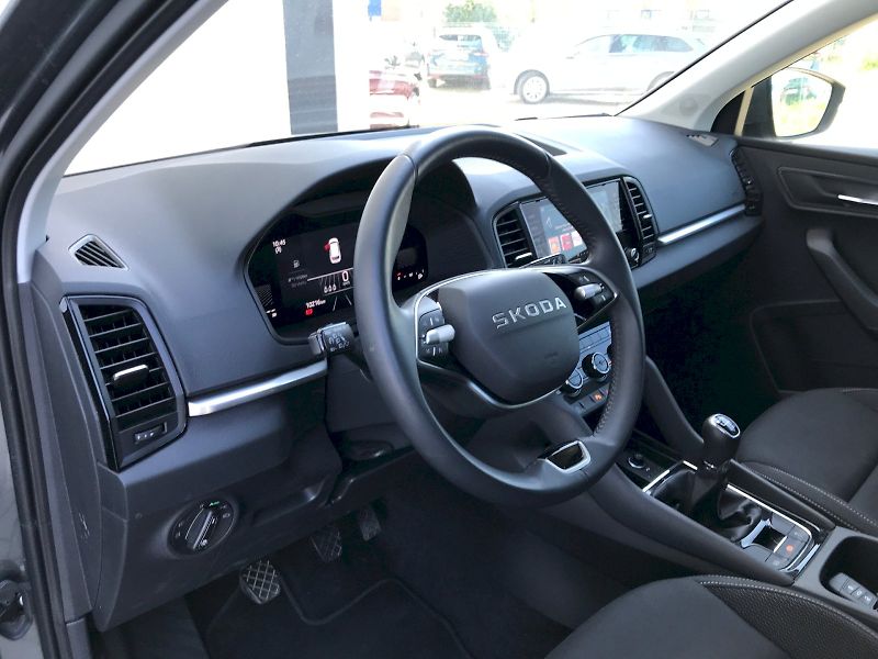 Škoda Karoq (2025) SEL TS 110/1.5 M6F - fotka 17 z 27