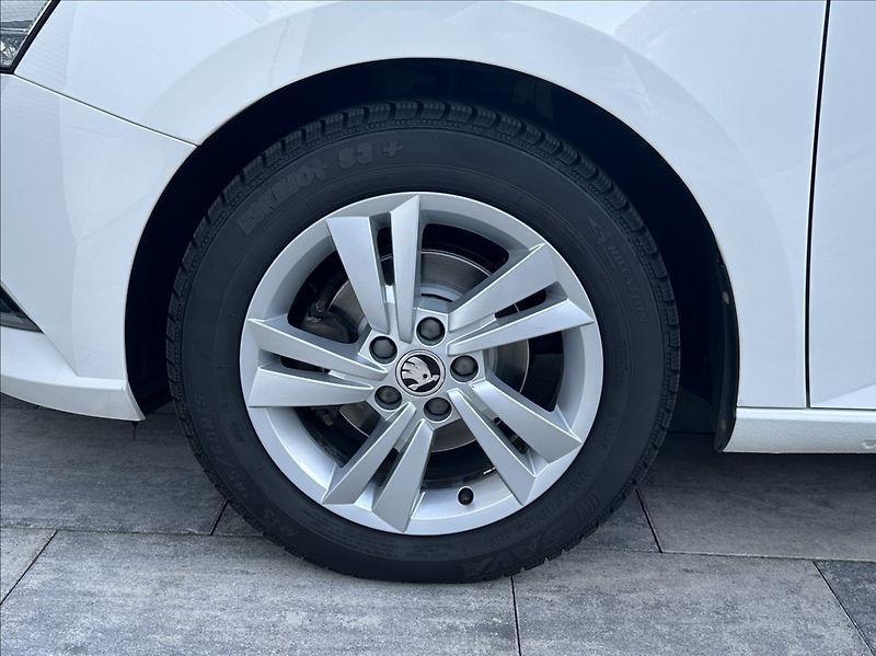 Škoda Fabia 1,0 TSI 95PS  Ambition Top - fotka 43 z 52