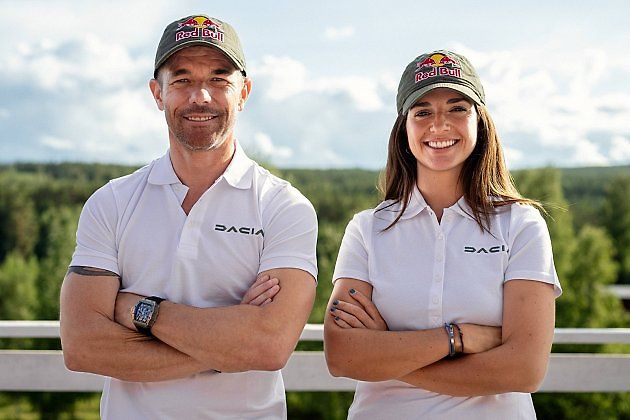Jezdci továrního týmu Dacia - Sébastien Loeb a Cristina Gutierrez Herrero, zdroj: Se svolením Dacia