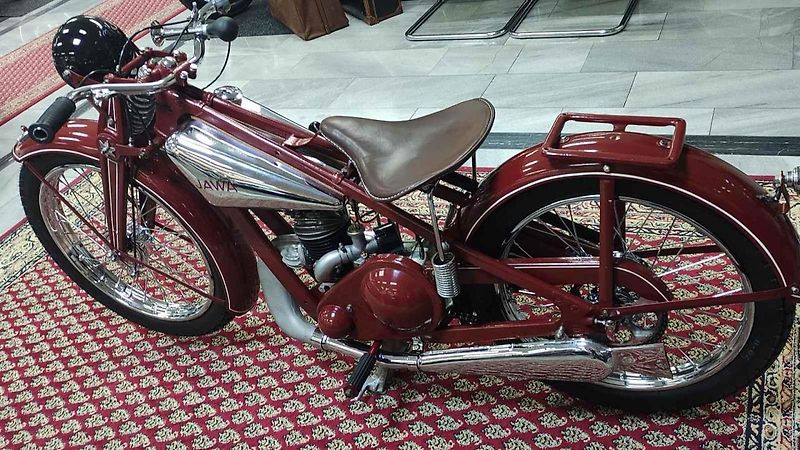 Jawa 350/360 Panelka.