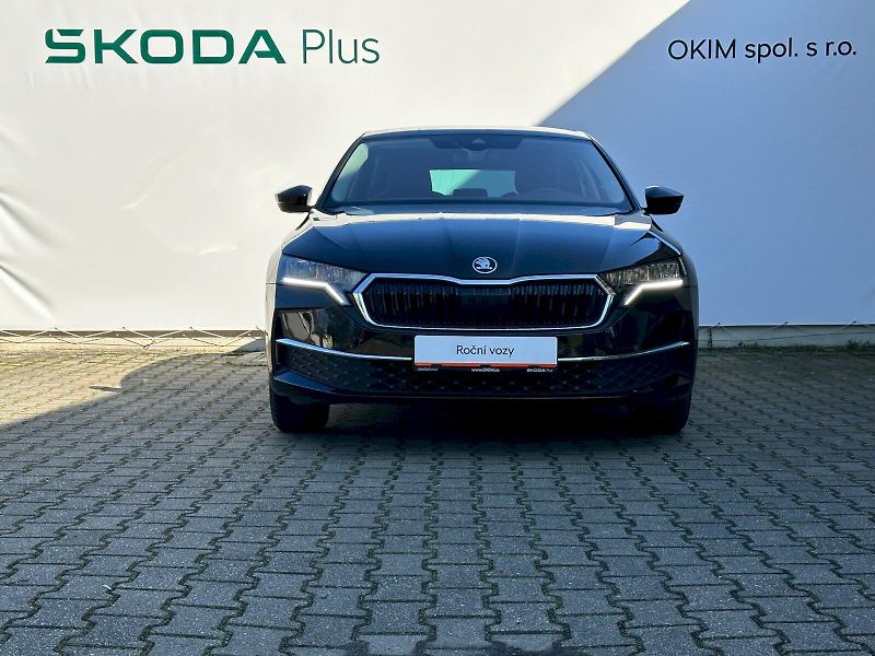 Škoda Octavia (2024) 1.5 TSI 110kW MHEV Top Selecti - fotka 4 z 22