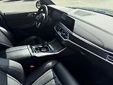 BMW X7 (2022) 40XD 250kW M-PAKET R22 CZ TOP! - náhled 33