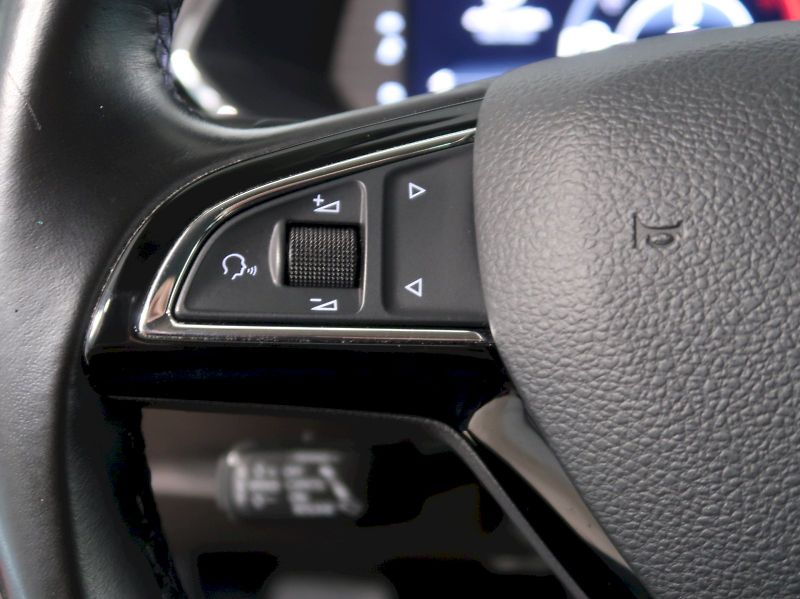 Škoda Superb (2020) LAURIN&KLEMENT 2.0TDI 140KW DS - fotka 22 z 48