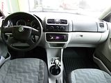 Škoda Fabia (2010) 1.2 i, AC, park.čidla - náhled 8