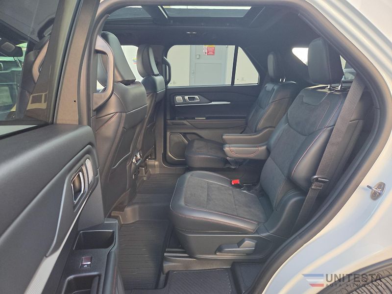 Ford Explorer (2026) Explorer ST  400 PS - fotka 9 z 15