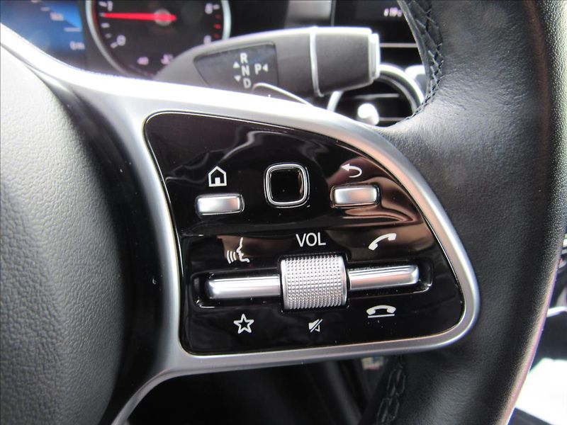 Mercedes-Benz GLC 2,0 CDi 220d 4MATIC - fotka 23 z 44