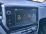 Peugeot 2008 ALLURE 1.2 PureTech 81 kW   - náhled 17