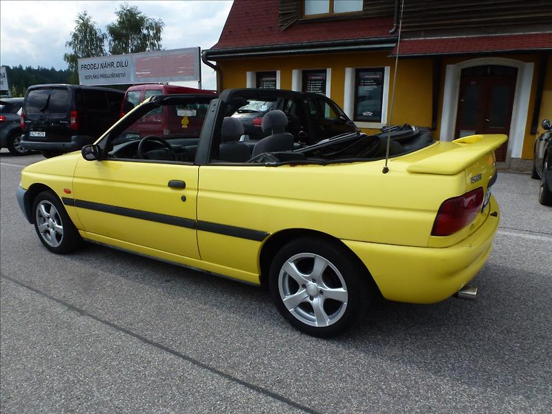 Ford Escort 1,6 16V El.střecha,klimatizace - fotka 12 z 41