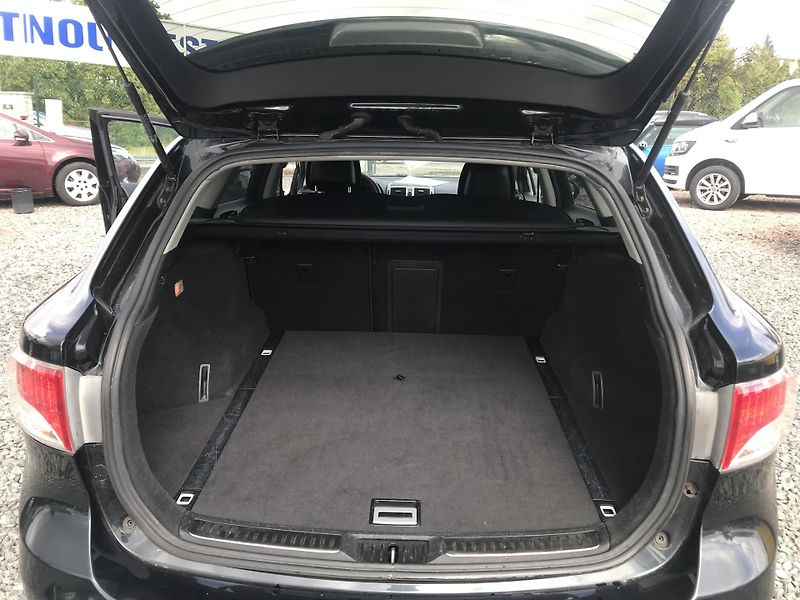Toyota Avensis 1.8 í 108 KW,KOMBI,KLIMA... - fotka 18 z 18