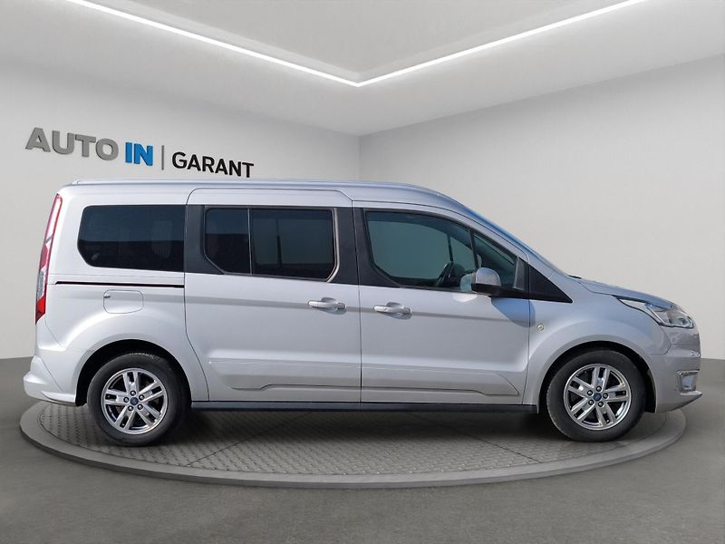Ford Tourneo Connect (2019) Titanium L2 1.5 EcoBlue 88kW, - fotka 4 z 24