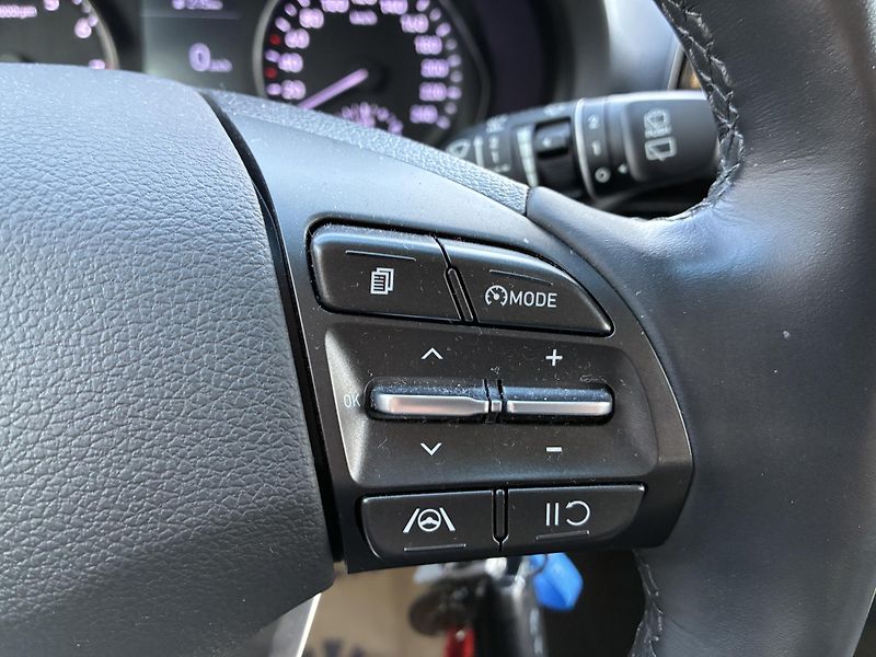 Hyundai i30 HB 1.5DPI 81kW REZERVACE - fotka 26 z 30