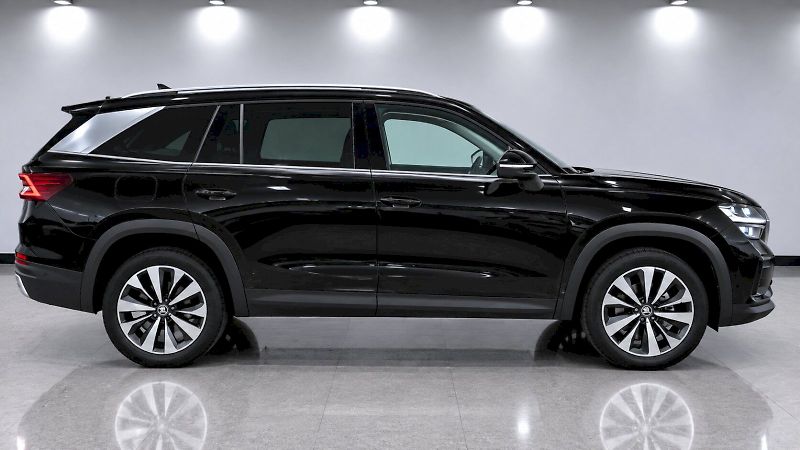 Škoda Kodiaq (2025) EXCLUSIVE 4X4 TD 142/2.0 A7A 7 - fotka 9 z 51