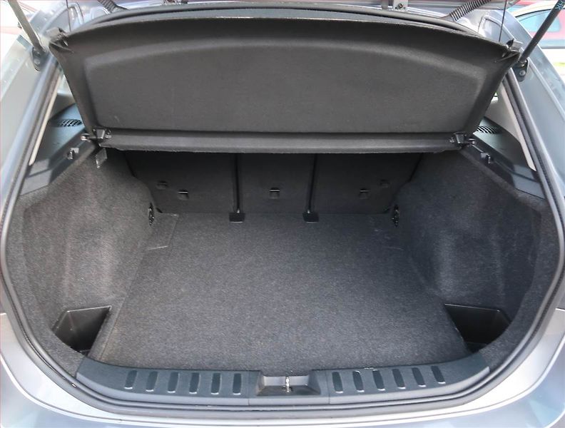 Citroën C4 Picasso (2011) 1.6 HDi, Serv.kniha, Tempomat - fotka 10 z 16