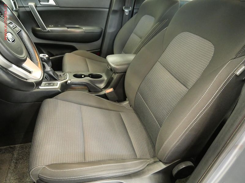 Kia Sportage (2018) 1.6 CRDi - fotka 9 z 25