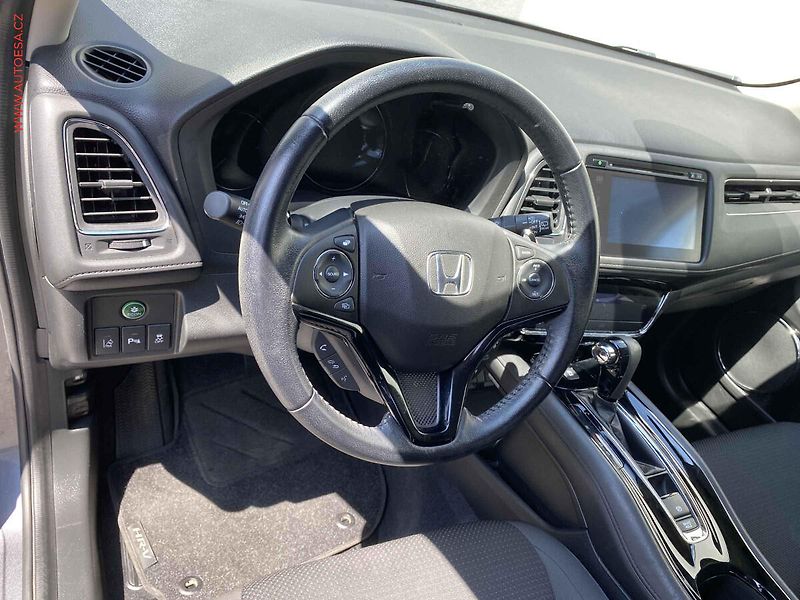 Honda HR-V (2020) 1.5 VTEC, ČR, Elegance, AT - fotka 13 z 19