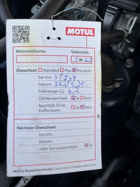 Mitsubishi Eclipse Cross 2.4 PHEV 4x4 - fotka 28 z 32
