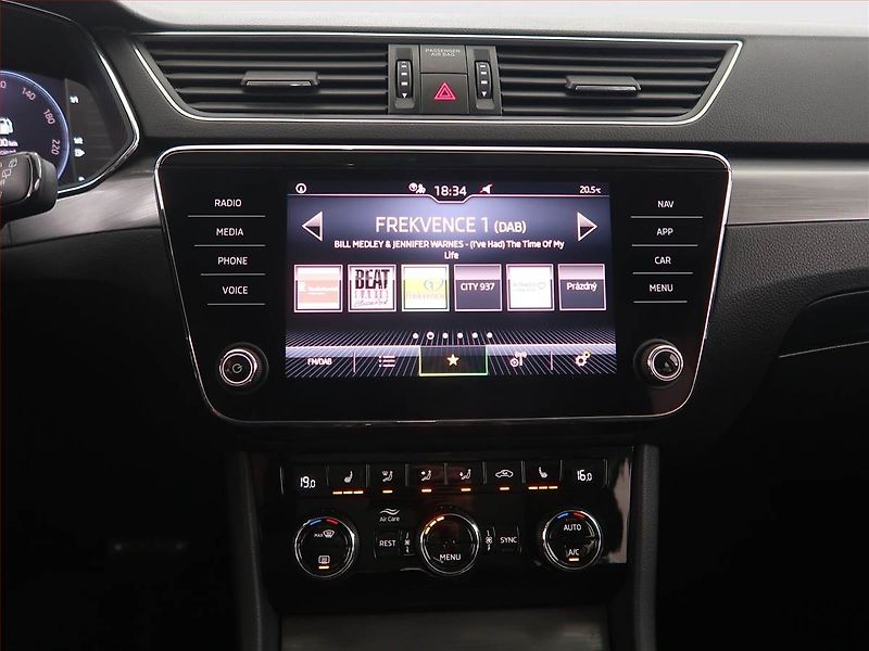 Škoda Superb (2021) Style 2.0 TDI - fotka 12 z 20