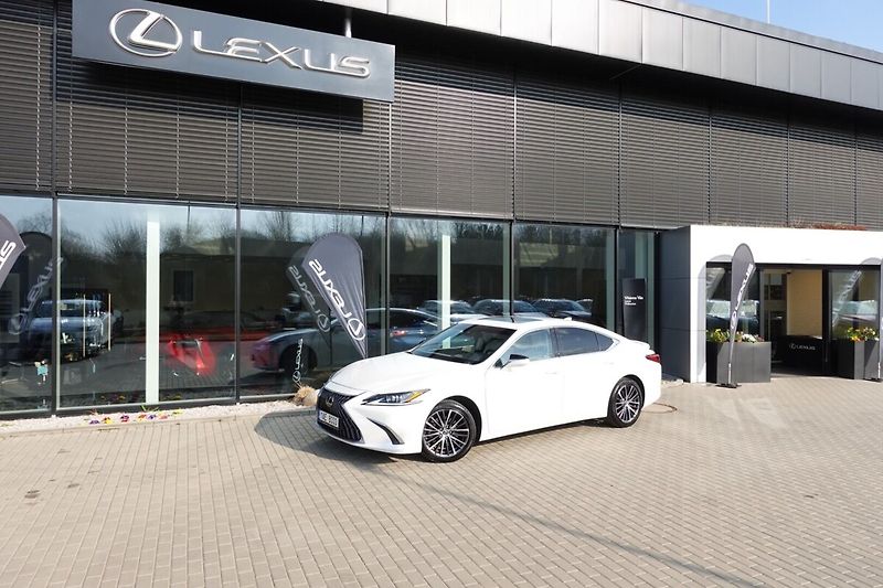 Lexus ES 300h ZLEVNĚNO 2,5HSD Elegance Plus - fotografie inzerátu