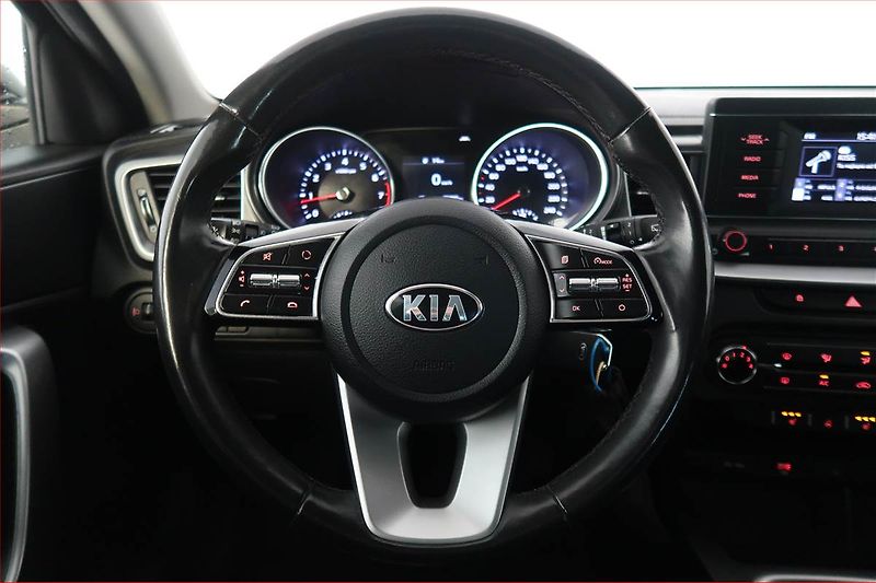 Kia Ceed (2021) 1.4 T-GDI, ČR,1.maj - fotka 15 z 18
