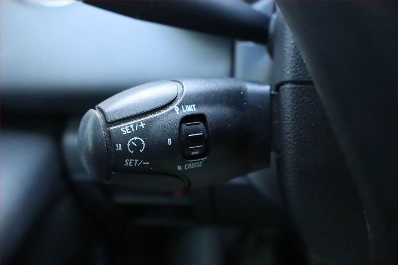 Peugeot 5008 (2014) 1.6 HDi, Serv.kniha, Tempomat - fotka 18 z 23