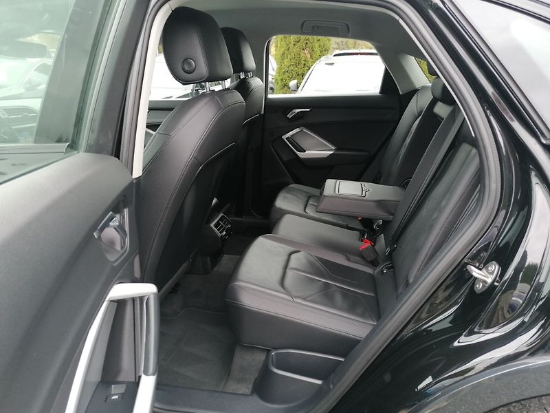 Audi Q3 (2022) SPORTBACK 2.0 35TDi S-Tronic - fotka 10 z 34
