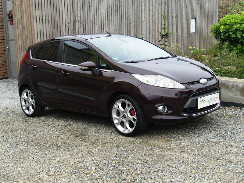 Ford Fiesta (2009) 1.6 TDCi 66kW - fotka 7 z 34