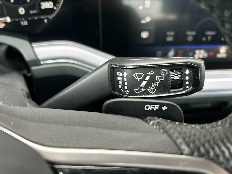 Volkswagen Touareg (2021) V6 3.0TDI 8AT 4MOTION R-Line - fotka 34 z 35