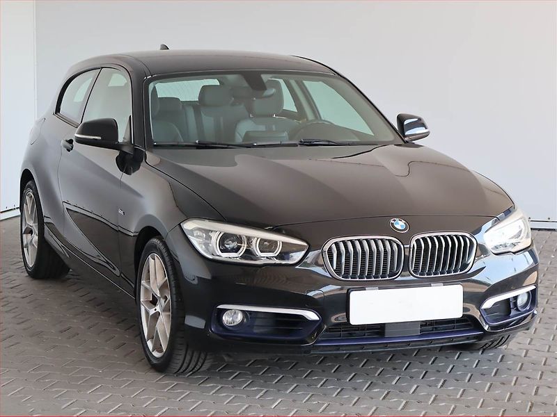 BMW Řada 1 (2016) Urban Line 118d, Automat - fotografie inzerátu