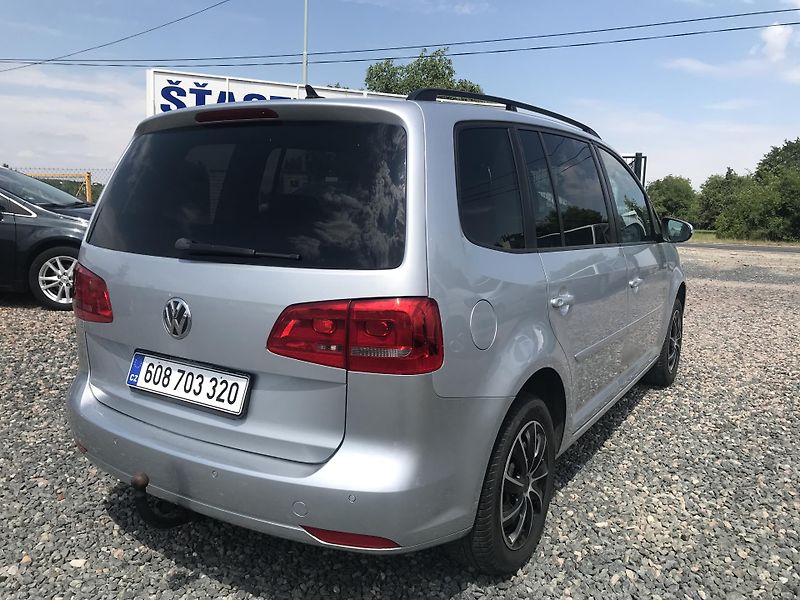 Volkswagen Touran 1.4 TSI 110 KW CNG/Benzín - fotka 6 z 18