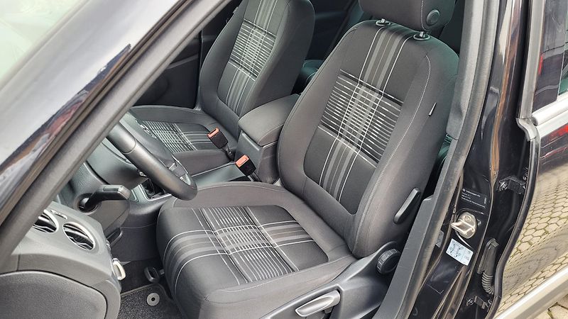 Volkswagen Tiguan (2016) 2,0TDi 110kW Lounge  - fotka 10 z 42