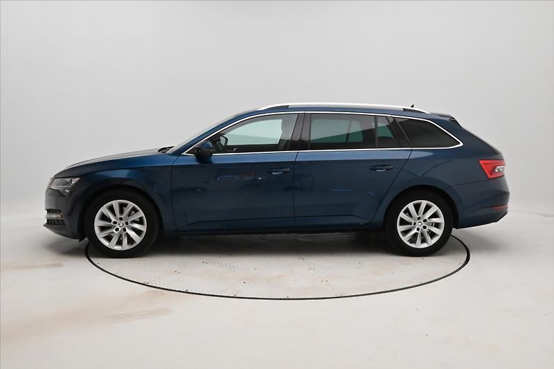Škoda Superb 2,0 TDI 110kW DSG Style Záruka - fotka 8 z 32