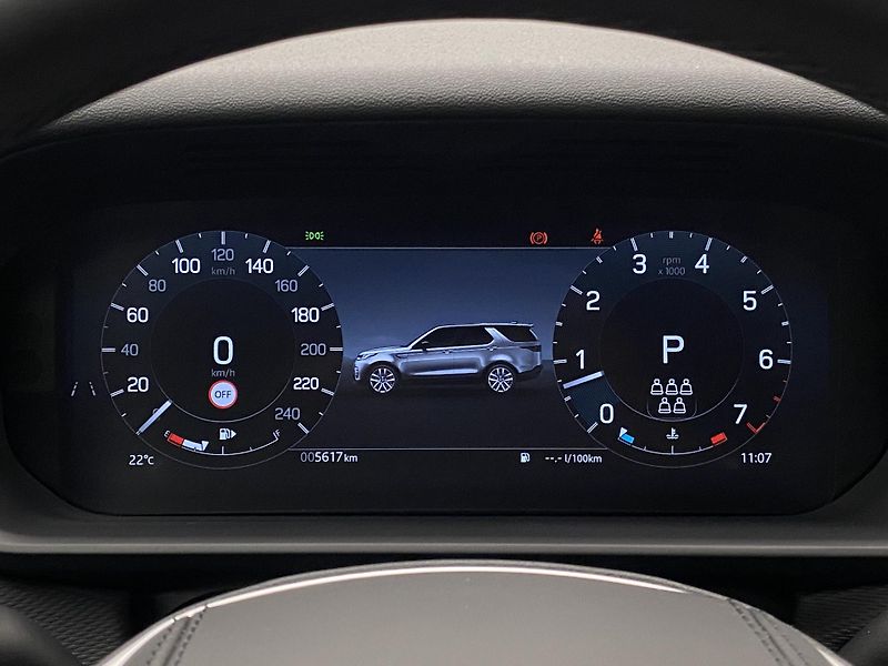 Land Rover Discovery P360 R-DYNAMIC SE AWD - fotka 27 z 42