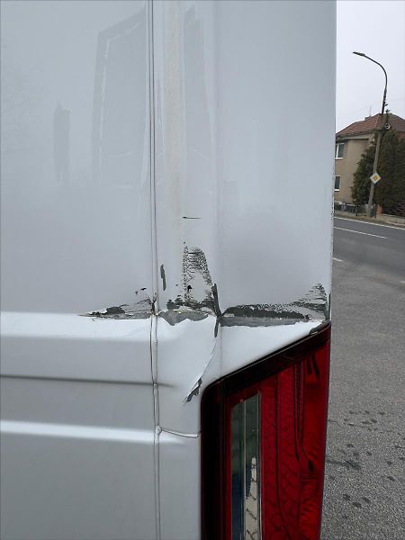 Iveco Daily 3,0 35S18HA8V 16cm3 - fotka 27 z 38