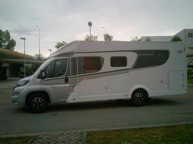 Fiat (2022) CaproCardo 477 2.2 JTD 140 PS - fotka 2 z 20