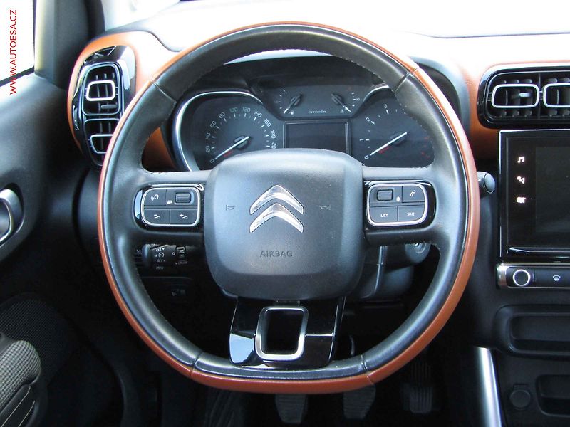 Citroën C3 Aircross (2018) 1.2PT, RIP CURL, navi, kamera - fotka 14 z 20