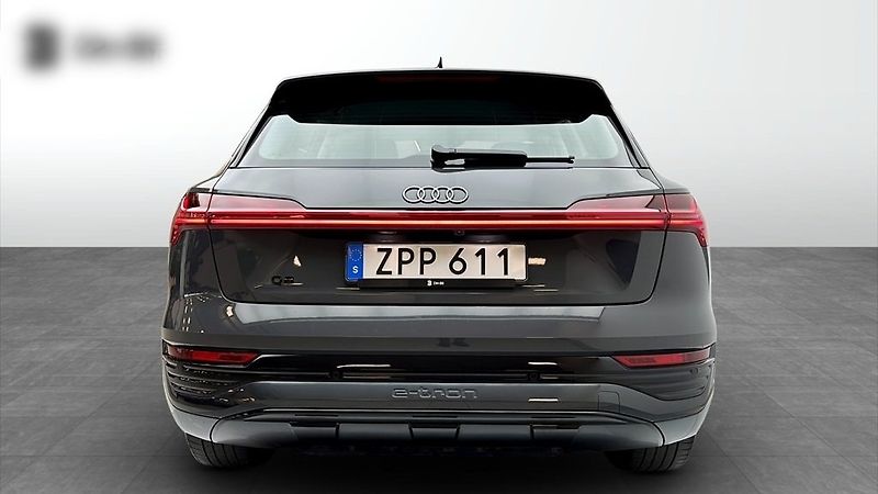 Audi Q8 e-tron 50 - 95 kWh Kůže Kamera DPH - fotka 4 z 15