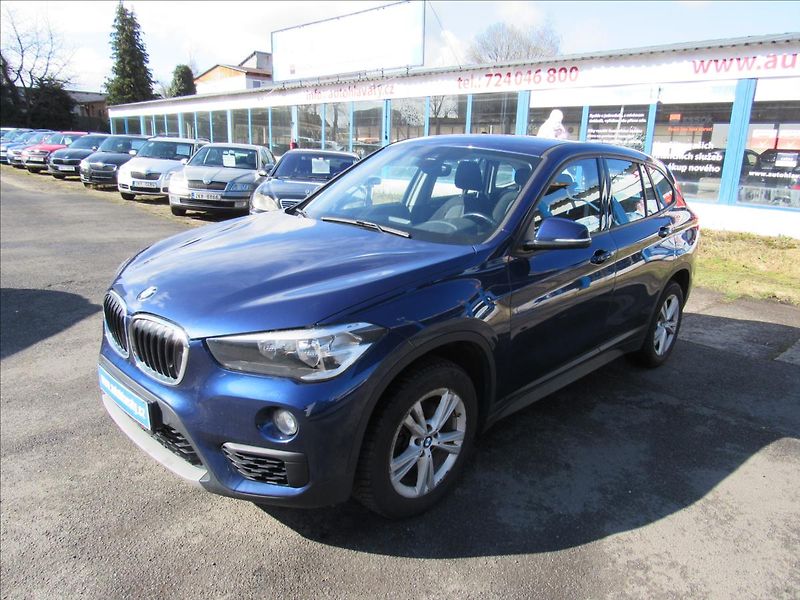 BMW X1 1,5 T sDrive 18i Manuál - fotka 1 z 32