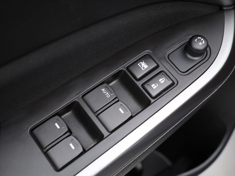 Suzuki Vitara 1.4 BoostJet Allgrip Premium - fotka 15 z 36