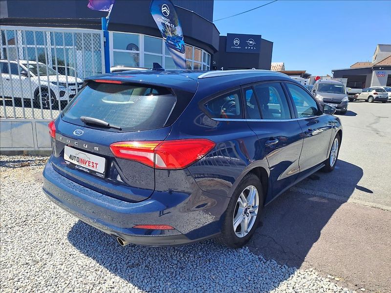 Ford Focus 1,0 EcoBoost AUTOMAT - fotka 3 z 15