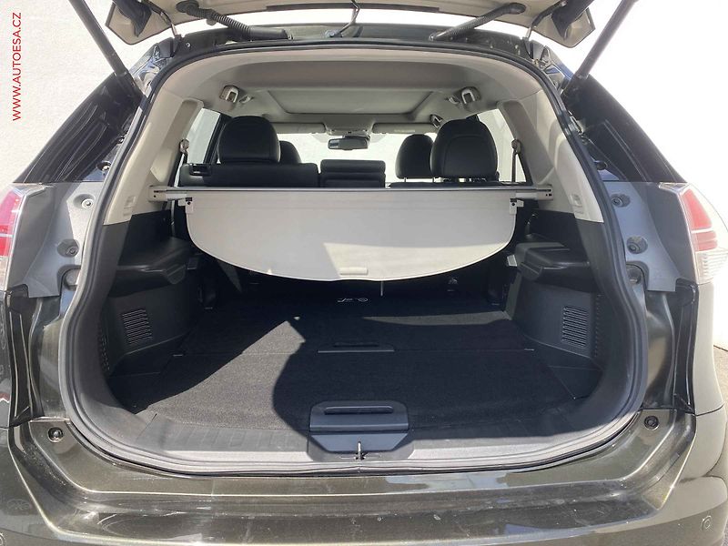 Nissan X-Trail (2016) 1.6 DiG-T, Tekna, kůže, panor - fotka 7 z 21