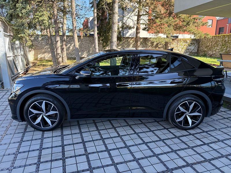 Volkswagen ID.5 GTX REZERVACE - fotka 3 z 39