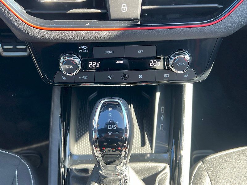 Škoda Scala (2025) Monte Carlo 1,0TSI 85kW 7 st. - fotka 26 z 36