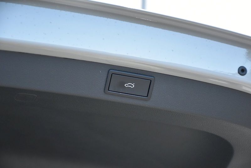 Škoda Karoq (2024) Selection 1.5 TSI DSG - fotka 28 z 33